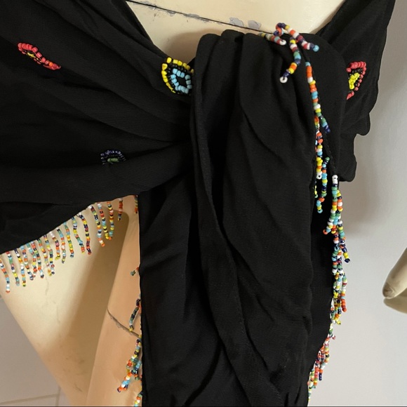 Beaded sarong triangle shape - Picture 8 of 12